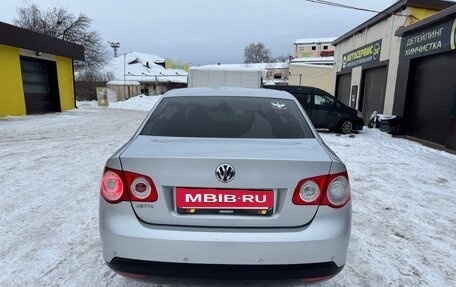 Volkswagen Jetta VI, 2010 год, 620 000 рублей, 4 фотография