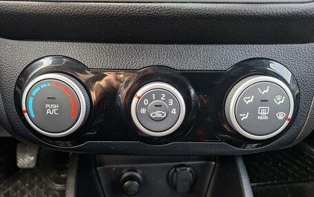 KIA Rio III рестайлинг, 2016 год, 1 070 000 рублей, 14 фотография