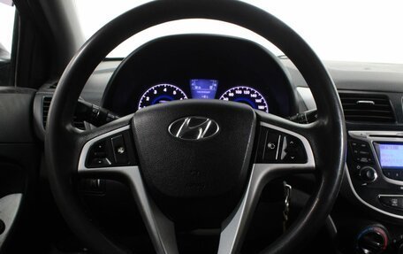 Hyundai Solaris II рестайлинг, 2013 год, 595 000 рублей, 11 фотография