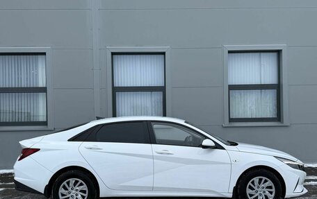 Hyundai Elantra, 2021 год, 1 950 000 рублей, 4 фотография