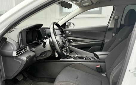 Hyundai Elantra, 2021 год, 1 950 000 рублей, 10 фотография