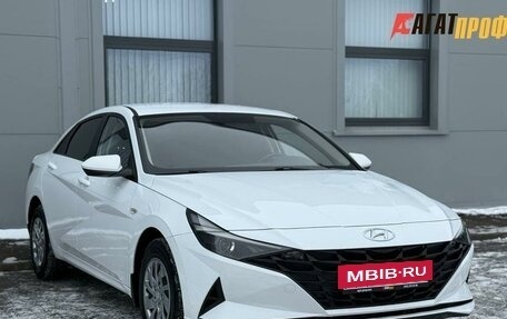 Hyundai Elantra, 2021 год, 1 950 000 рублей, 3 фотография