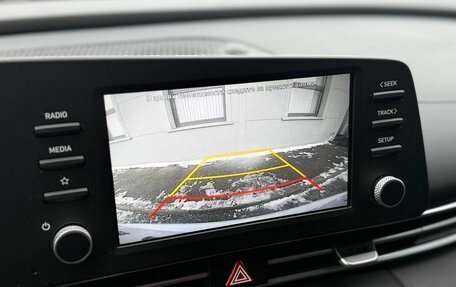 Hyundai Elantra, 2021 год, 1 950 000 рублей, 16 фотография