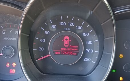 KIA Rio III рестайлинг, 2013 год, 799 000 рублей, 7 фотография