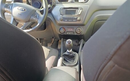 KIA Rio III рестайлинг, 2013 год, 799 000 рублей, 9 фотография