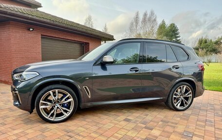 BMW X5, 2019 год, 9 900 000 рублей, 3 фотография