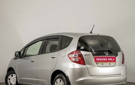 Honda Fit III, 2010 год, 699 000 рублей, 7 фотография