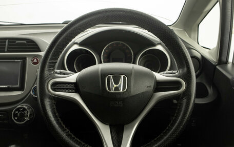 Honda Fit III, 2010 год, 699 000 рублей, 16 фотография