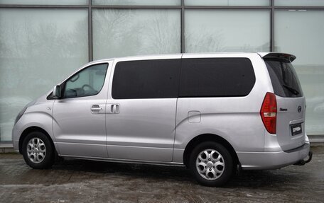 Hyundai Grand Starex Grand Starex I рестайлинг 2, 2010 год, 1 495 000 рублей, 2 фотография