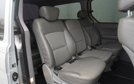 Hyundai Grand Starex Grand Starex I рестайлинг 2, 2010 год, 1 495 000 рублей, 12 фотография