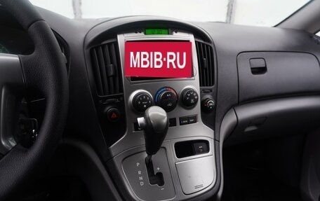 Hyundai Grand Starex Grand Starex I рестайлинг 2, 2010 год, 1 495 000 рублей, 20 фотография