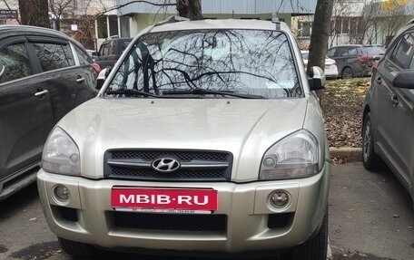 Hyundai Tucson III, 2006 год, 1 000 000 рублей, 1 фотография