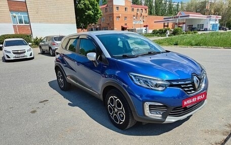 Renault Kaptur I рестайлинг, 2020 год, 1 850 000 рублей, 2 фотография
