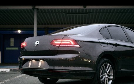 Volkswagen Passat B8 рестайлинг, 2016 год, 1 489 000 рублей, 2 фотография