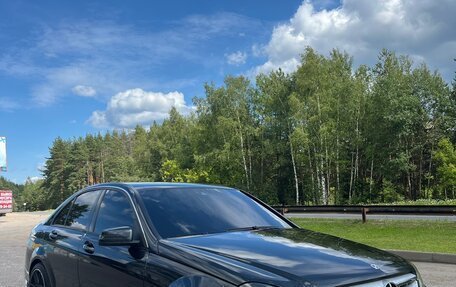 Mercedes-Benz C-Класс, 2011 год, 1 400 000 рублей, 2 фотография