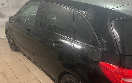 Mercedes-Benz B-Класс, 2014 год, 1 050 000 рублей, 4 фотография