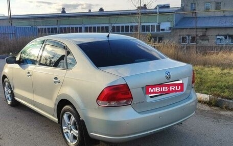 Volkswagen Polo VI (EU Market), 2011 год, 750 000 рублей, 5 фотография