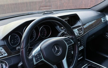 Mercedes-Benz E-Класс, 2012 год, 1 630 000 рублей, 14 фотография