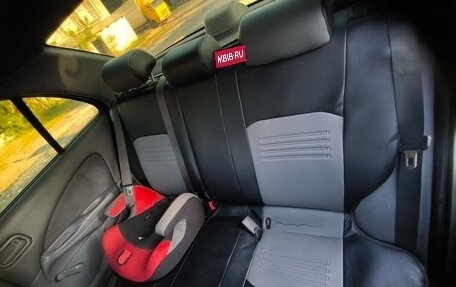 Nissan Almera, 2002 год, 250 000 рублей, 5 фотография