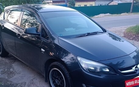 Opel Astra J, 2013 год, 680 000 рублей, 6 фотография