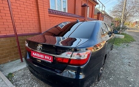 Toyota Camry, 2017 год, 1 700 000 рублей, 3 фотография