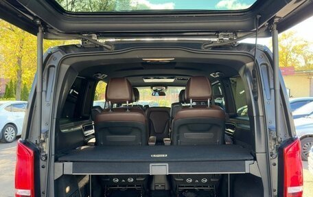 Mercedes-Benz V-Класс, 2016 год, 5 500 000 рублей, 4 фотография