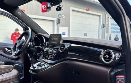 Mercedes-Benz V-Класс, 2016 год, 5 500 000 рублей, 7 фотография