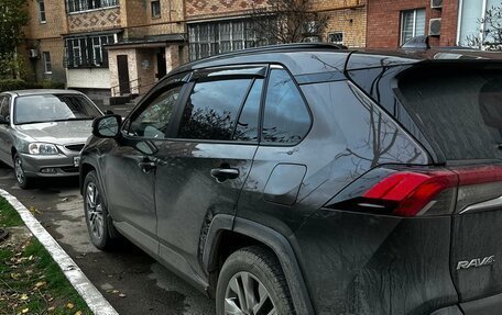 Toyota RAV4, 2021 год, 3 300 000 рублей, 2 фотография