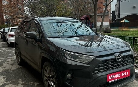 Toyota RAV4, 2021 год, 3 300 000 рублей, 3 фотография