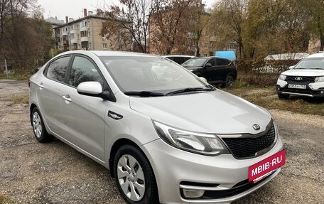 KIA Rio III рестайлинг, 2017 год, 1 046 000 рублей, 2 фотография