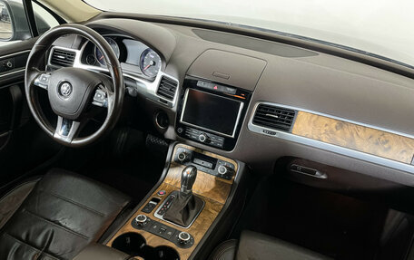 Volkswagen Touareg III, 2011 год, 2 147 000 рублей, 9 фотография