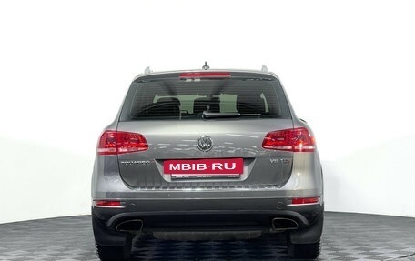 Volkswagen Touareg III, 2011 год, 2 147 000 рублей, 6 фотография