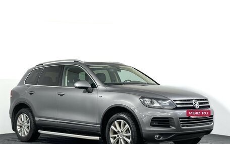 Volkswagen Touareg III, 2011 год, 2 147 000 рублей, 3 фотография