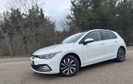 Volkswagen Golf VIII, 2022 год, 2 600 000 рублей, 2 фотография