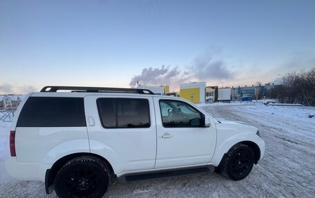 Nissan Pathfinder, 2010 год, 1 300 000 рублей, 5 фотография