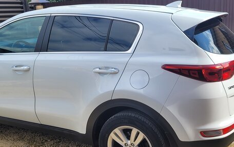 KIA Sportage IV рестайлинг, 2018 год, 2 400 000 рублей, 30 фотография