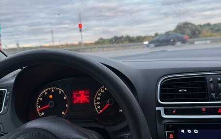 Volkswagen Polo VI (EU Market), 2012 год, 599 000 рублей, 2 фотография