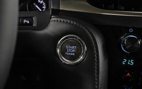 Lexus LX III, 2017 год, 5 650 000 рублей, 21 фотография