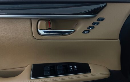 Lexus ES VII, 2016 год, 2 420 000 рублей, 9 фотография