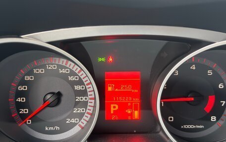 Mitsubishi Outlander III рестайлинг 3, 2008 год, 1 300 000 рублей, 11 фотография