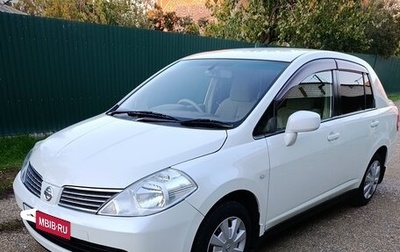 Nissan Tiida, 2004 год, 600 000 рублей, 1 фотография