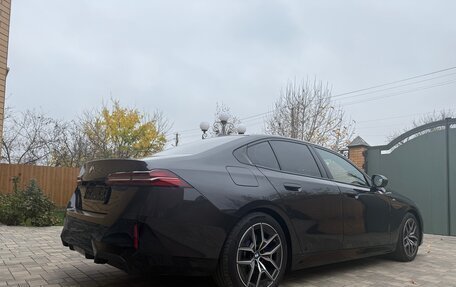 BMW 5 серия, 2024 год, 6 950 000 рублей, 9 фотография