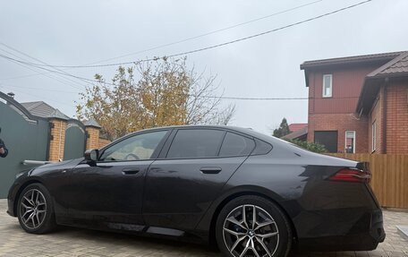 BMW 5 серия, 2024 год, 6 950 000 рублей, 8 фотография