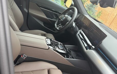 BMW 5 серия, 2024 год, 6 950 000 рублей, 16 фотография