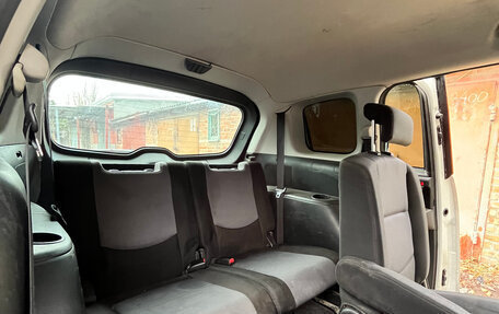 Mazda 5 I рестайлинг, 2006 год, 600 000 рублей, 7 фотография