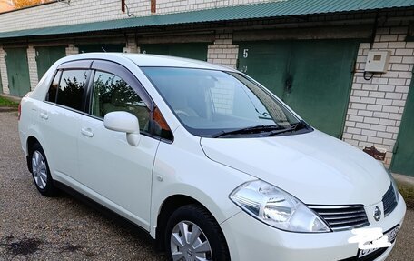 Nissan Tiida, 2004 год, 600 000 рублей, 2 фотография