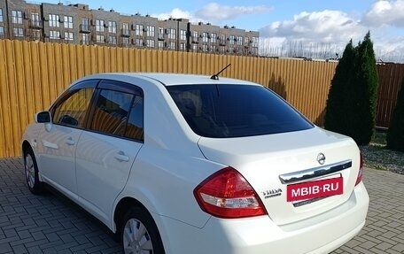 Nissan Tiida, 2004 год, 600 000 рублей, 4 фотография