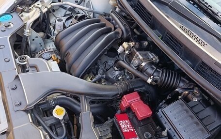 Nissan Tiida, 2004 год, 600 000 рублей, 18 фотография