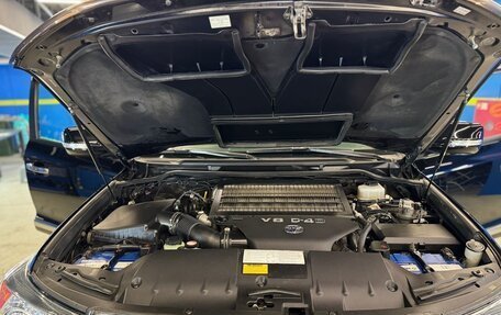 Toyota Land Cruiser 200, 2014 год, 4 700 000 рублей, 3 фотография