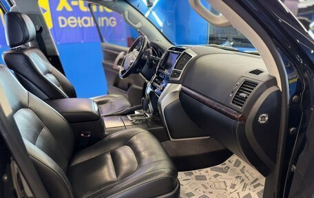 Toyota Land Cruiser 200, 2014 год, 4 700 000 рублей, 5 фотография